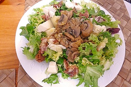 Salat mit Honigchampignons 26