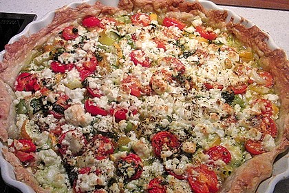 Blätterteig mit Tomate, Zucchini und Feta 20