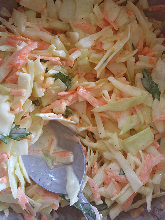 Weißkraut - Karotten - Salat von poettchen | Chefkoch.de