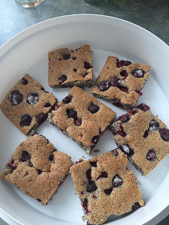 Sauerkirschkuchen mit Mohn von traude | Chefkoch.de