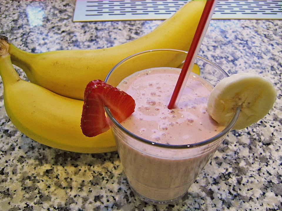 Erdbeer - Bananen - Drink von mausels_kleine_schwester | Chefkoch.de