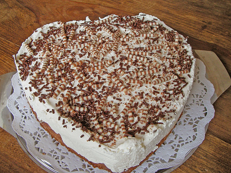 Superschnelle Bananen - Sahne - Torte von susiO | Chefkoch.de