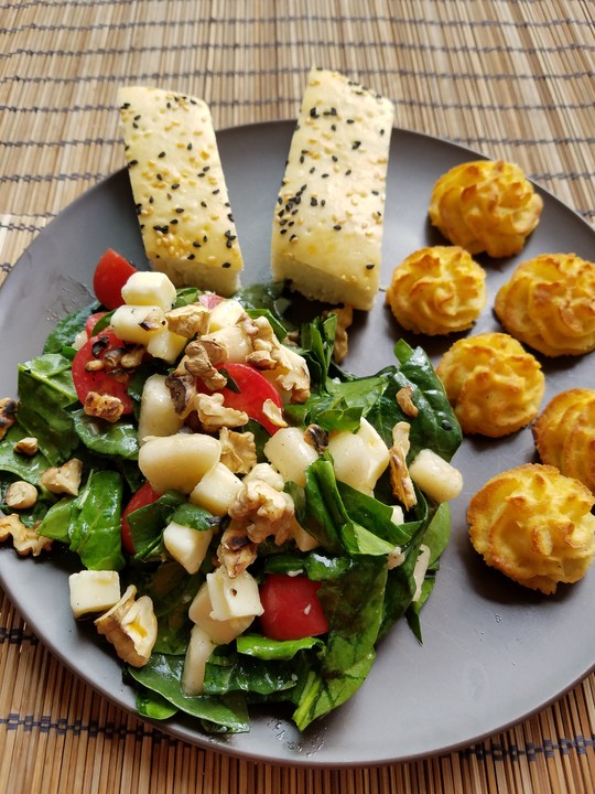 Spinatsalat mit Käse und Birnen von jonielady | Chefkoch.de