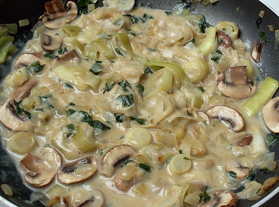 Getreidebratlinge mit Champignonsoße von Rosinenkind von Rosinenkind ...