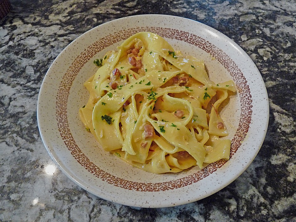 Spaghetti Mit Safran Und Schinken Von XeniaMarcella | Chefkoch.de