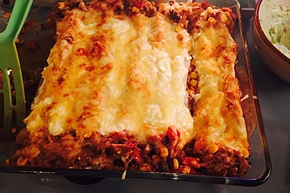 Überbackene Enchiladas mit Avocado-Dip 13