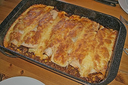 Überbackene Enchiladas mit Avocado-Dip 8