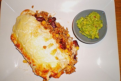 Überbackene Enchiladas mit Avocado-Dip 11