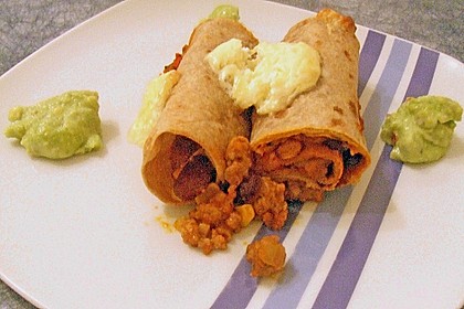 Überbackene Enchiladas mit Avocado-Dip 27
