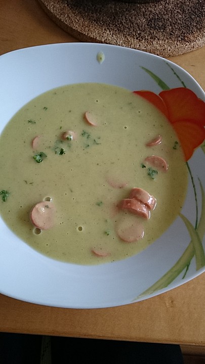 Kartoffelcremesuppe mit Wiener Würstchen von Apfelfee | Chefkoch.de