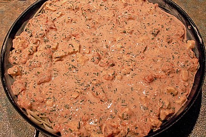 Dieters Linguine mit würziger Camembert - Tomaten - Sauce 32
