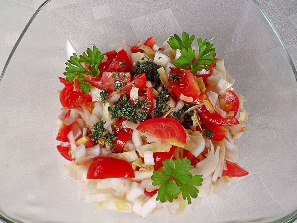Chicoree - Tomaten - Salat von tasmia | Chefkoch.de