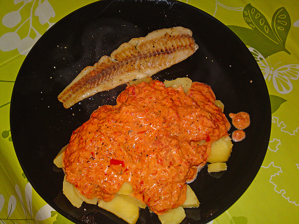 Fisch mit Paprika - Zwiebel - Sauce von sonnenveilchen52 | Chefkoch.de