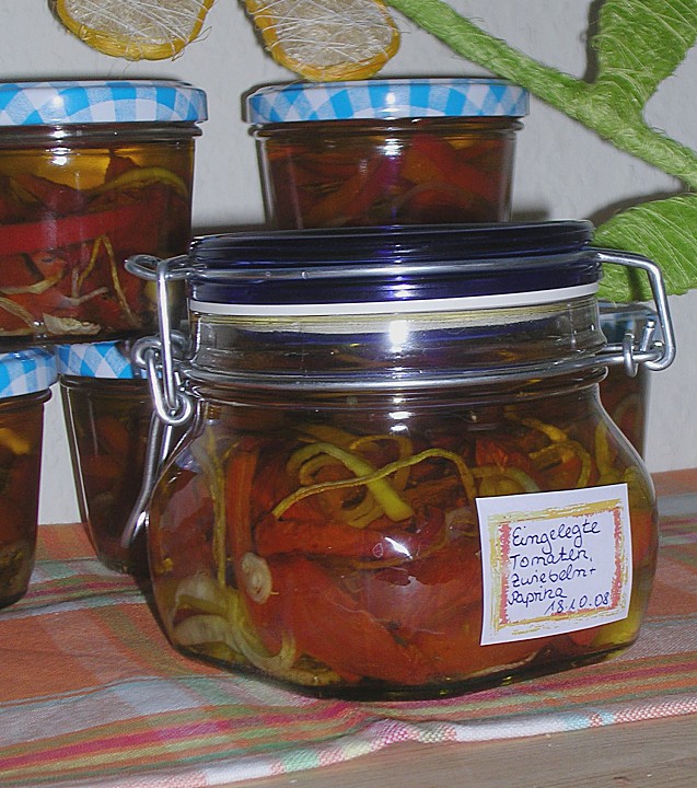 Eingelegte Tomaten mit Paprika, Zwiebeln und Knoblauch von DiDoMahr ...