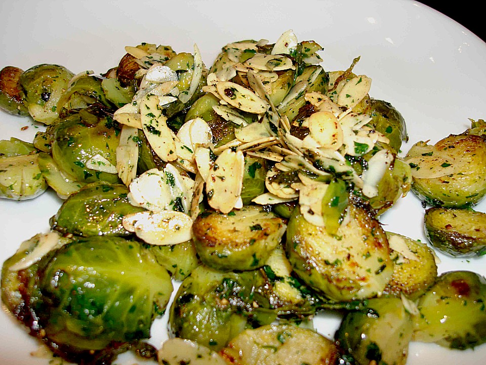 Brussels Sprouts with Almond Butter - Rosenkohl mit Mandelbutter von ...