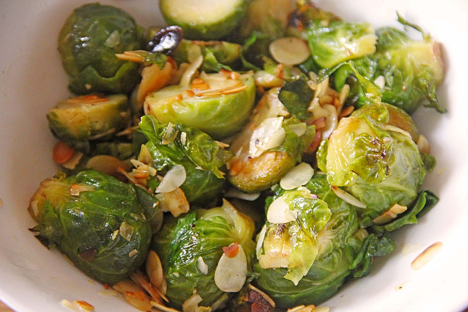 Brussels Sprouts with Almond Butter - Rosenkohl mit Mandelbutter von ...