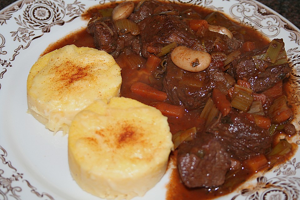 Rinderragout mit Schokolade und weißen Bohnen von eorann | Chefkoch.de