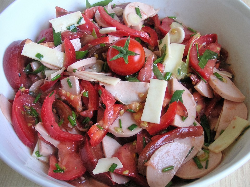 Pikanter Paprika - Käse - Wurst - Salat von Mutti79 | Chefkoch.de