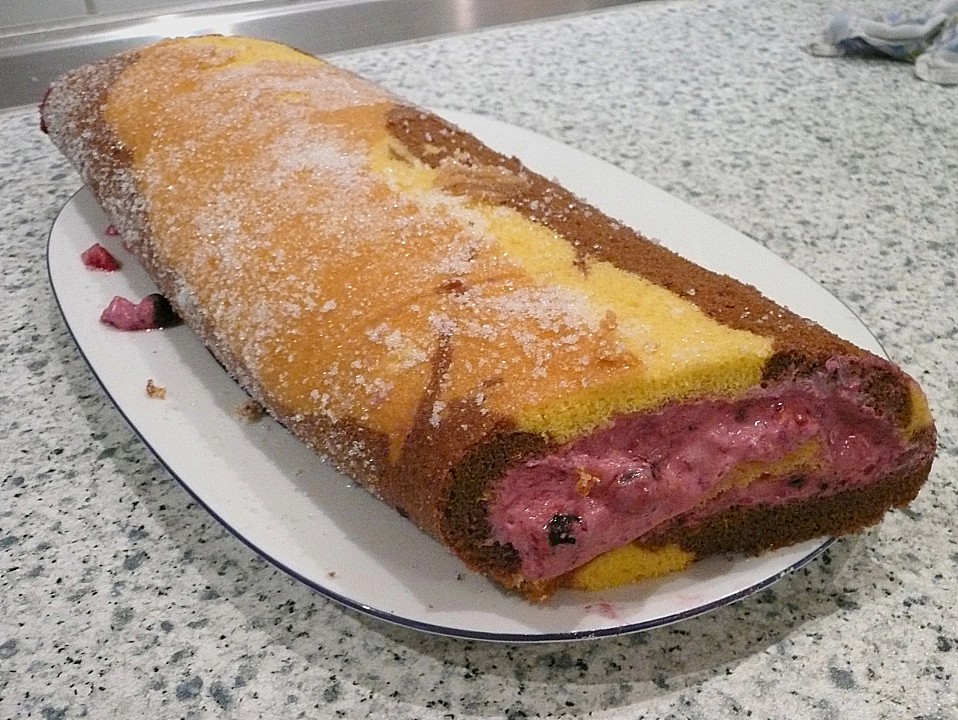 Himmlisch leichte Beeren - Rolle von alina1st | Chefkoch.de