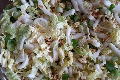 Chinakohlsalat mit Mie - Nudeln 7