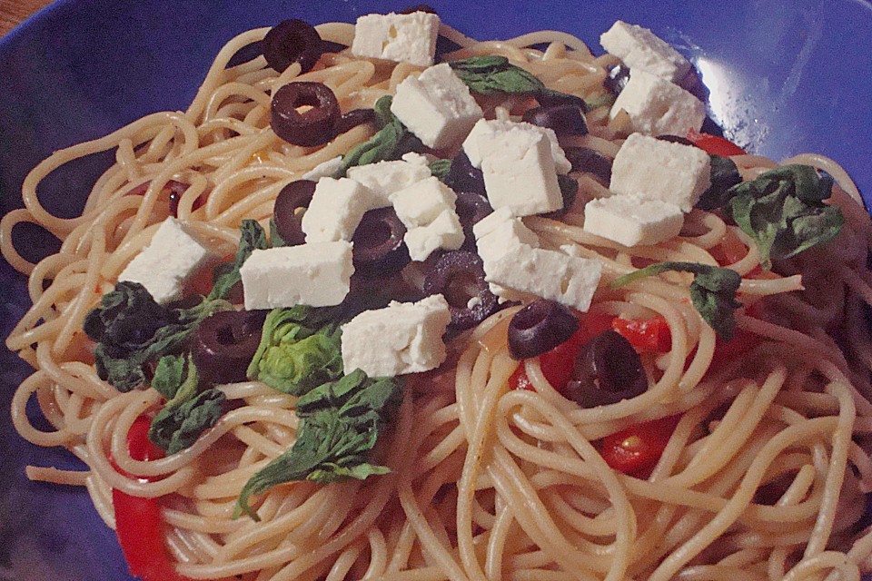 Vollkornspaghetti mit Gemüse und Schafkäse von Bärchenmama | Chefkoch.de