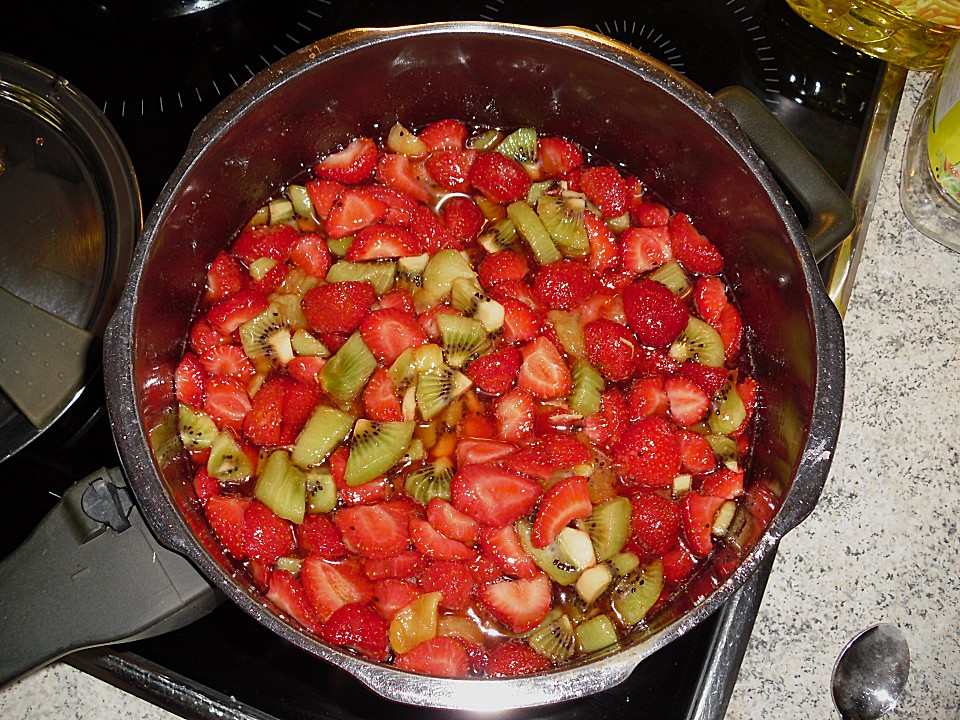 Erdbeer - Kiwi - Marmelade von ratzdieruebe | Chefkoch.de