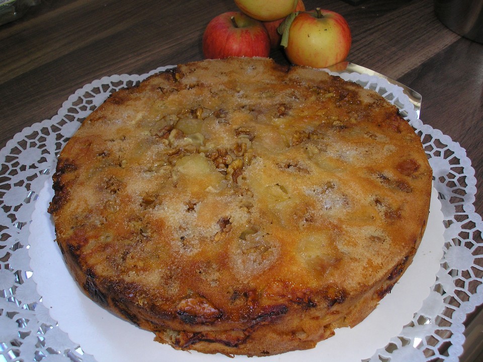 Gestürzter Walnuss - Apfelkuchen von Bine66 | Chefkoch.de