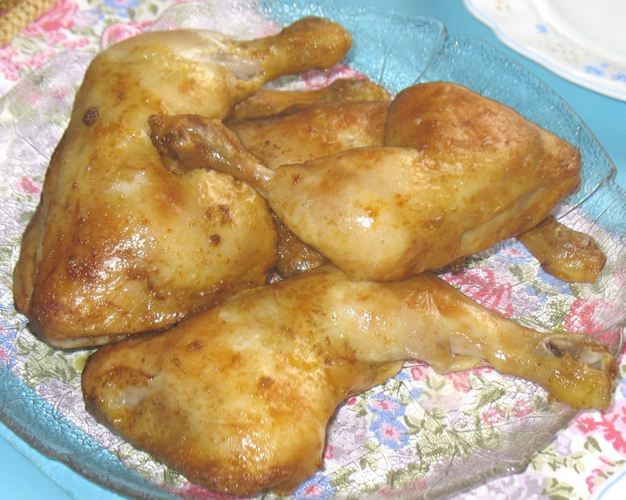 Brathähnchen aus dem Römertopf von moeyskitchen | Chefkoch.de