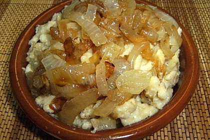 Käsespätzle mit Zwiebeln 14
