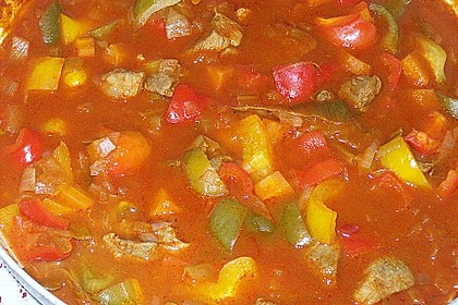 Rindergulasch mit Paprika von KarinP | Chefkoch.de