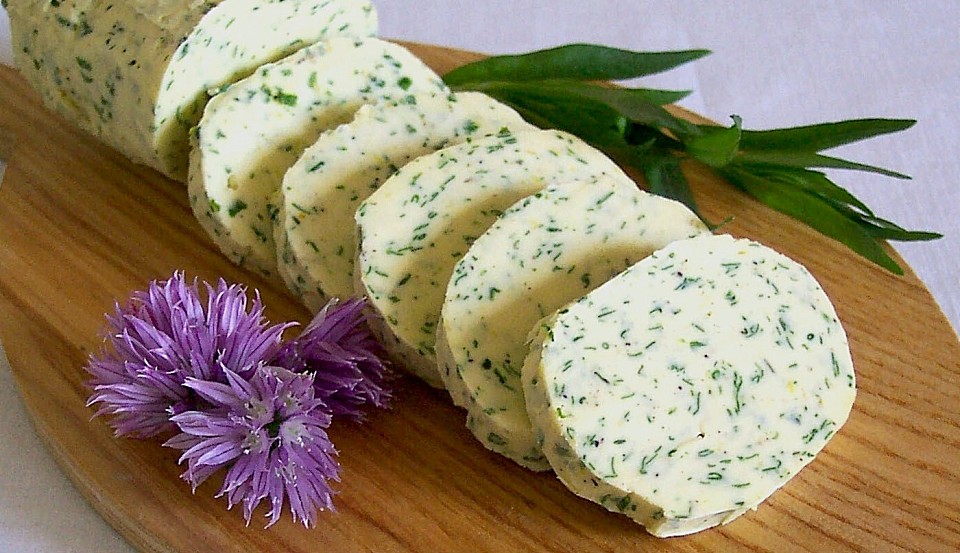 Frische Kräuterbutter von judith | Chefkoch.de