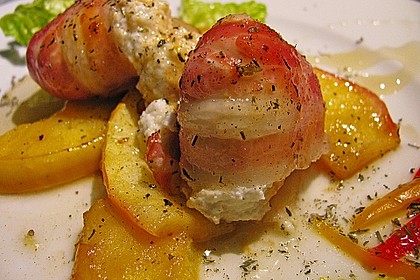 Gudruns Apfel - Speck - Ziegenkäse Türmchen mit Honig und Thymian 8