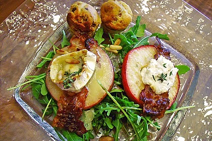Gudruns Apfel - Speck - Ziegenkäse Türmchen mit Honig und Thymian 11