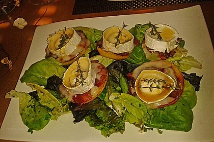 Gudruns Apfel - Speck - Ziegenkäse Türmchen mit Honig und Thymian 25