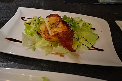 Gudruns Apfel - Speck - Ziegenkäse Türmchen mit Honig und Thymian 10