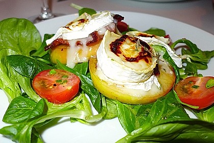 Gudruns Apfel - Speck - Ziegenkäse Türmchen mit Honig und Thymian 7