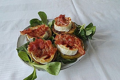 Gudruns Apfel - Speck - Ziegenkäse Türmchen mit Honig und Thymian 18