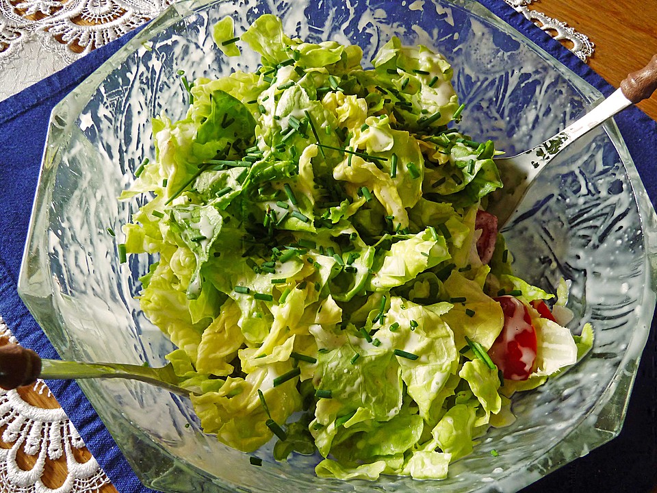 Salat mit saure Sahne - Zitronen - Dressing von susannemsb | Chefkoch.de