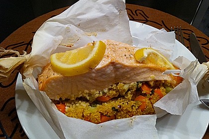 Lachs-Couscouspäckchen 54