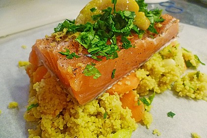 Lachs-Couscouspäckchen 46