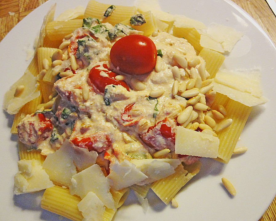 Pasta mit Tomaten - Kräuter - Soße von chica* | Chefkoch.de