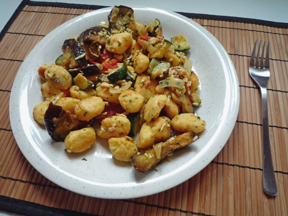 Gnocchi - Gemüse - Pfanne von 2ELZucker | Chefkoch.de