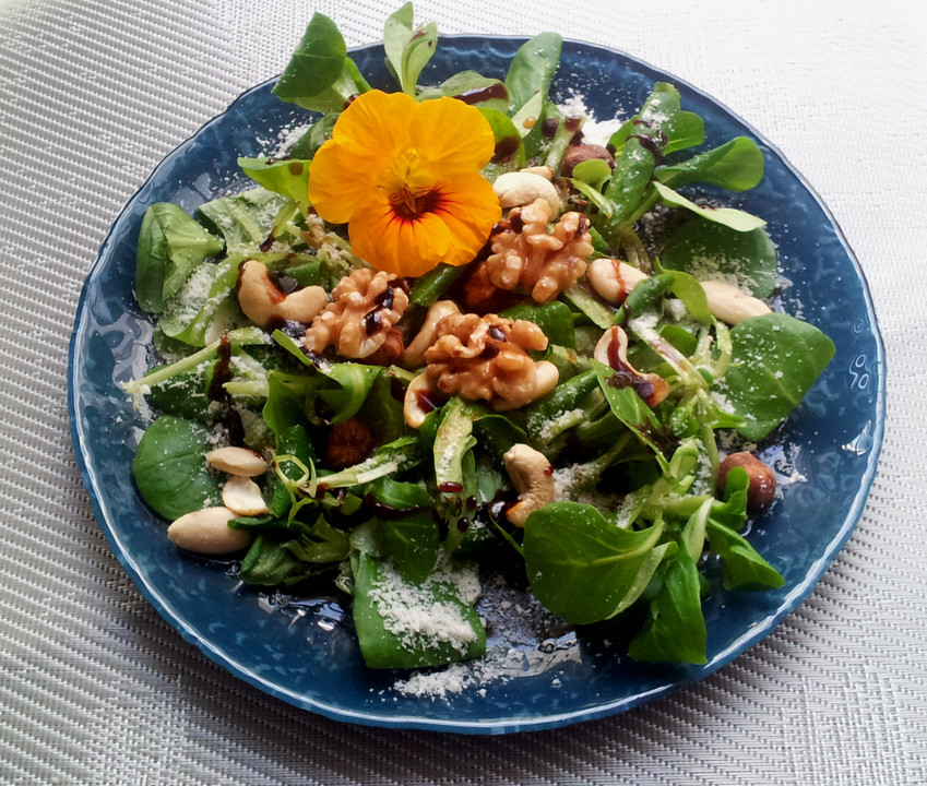 Feldsalat von creativa | Chefkoch.de