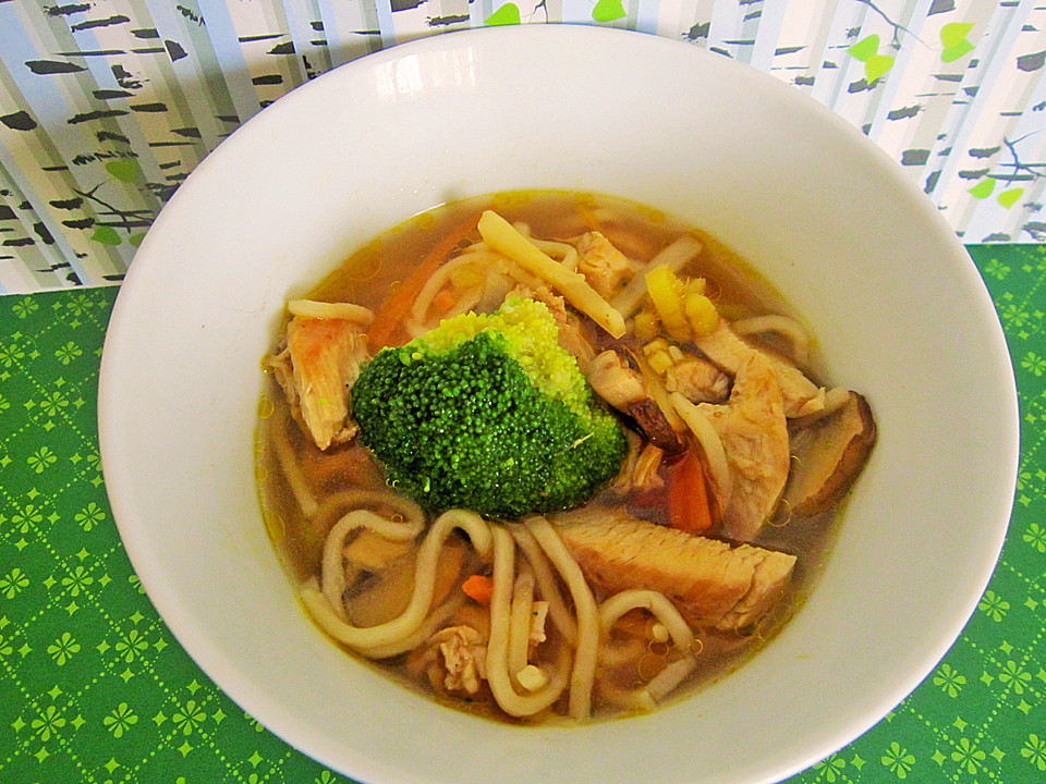 Asiatische Suppe mit Mie Nudeln von Hani | Chefkoch.de