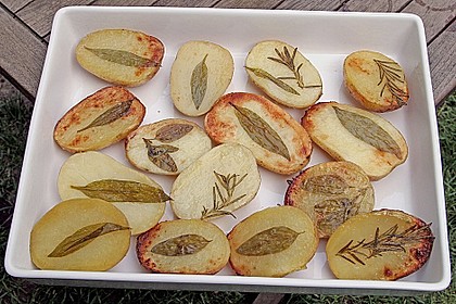 Ofenkartoffeln mit frischen Kräutern 25