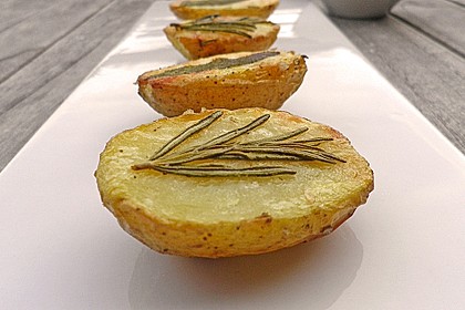 Ofenkartoffeln mit frischen Kräutern 6
