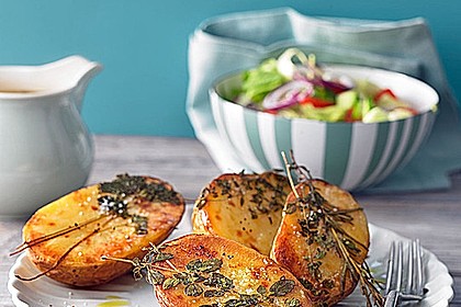 Ofenkartoffeln mit frischen Kräutern 1