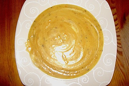 Cremige, aber diättaugliche Kartoffelsuppe mit Thymian und Käse 33