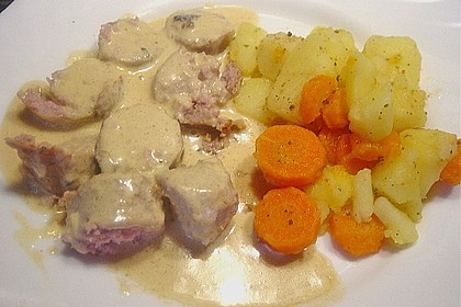 Grobe Bratwurst in Senf - Sahne - Sauce 19
