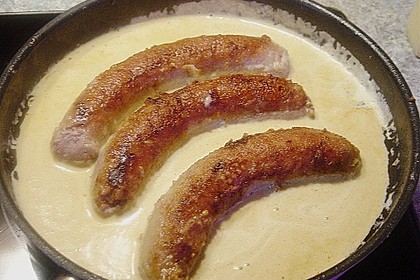Grobe Bratwurst in Senf - Sahne - Sauce 24